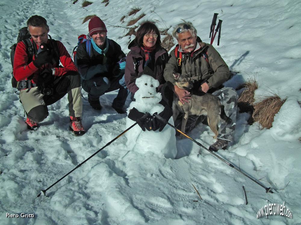 13 un bel pupazzo di neve.JPG